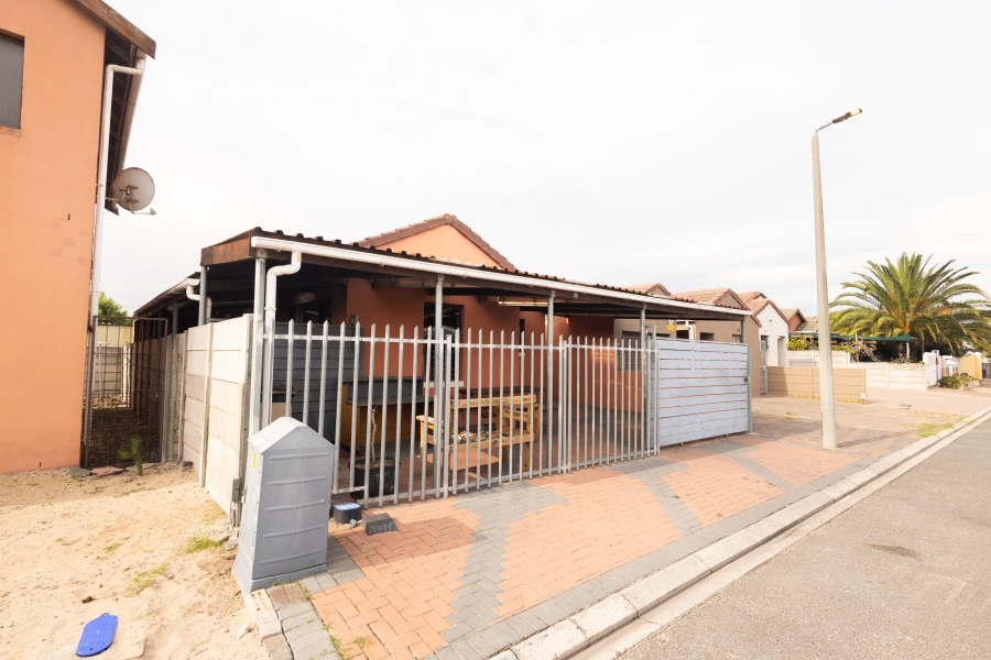 3 Bedroom Property for Sale in Highbury Park Western Cape